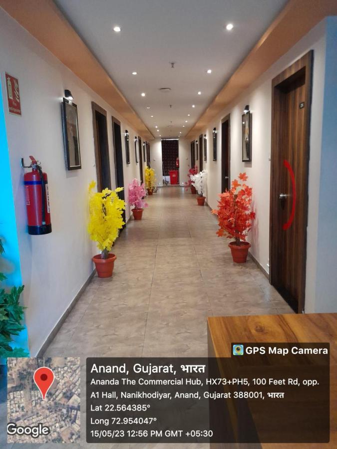 Collection O Hotel Green Park Anand Exterior photo